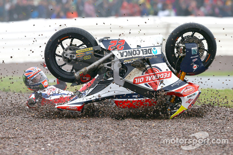 6. Choque de Sam Lowes, Federal Oil Gresini Moto2